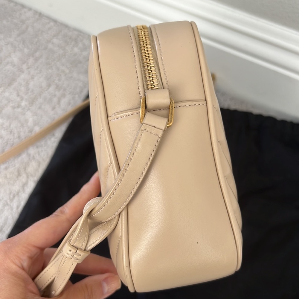 Saint Laurent Loulou quilted camera bag crossbody color poudre - Picture 6 of 13